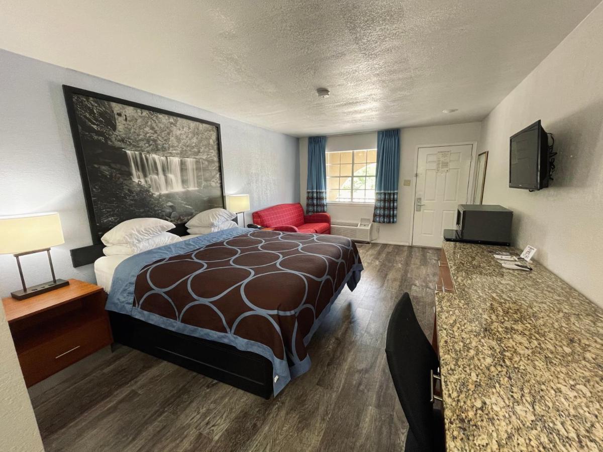 Super 8 By Wyndham - Canton, Texas Exteriör bild